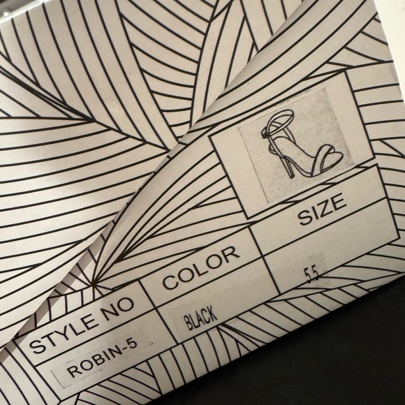 NWT Black hot Strappy Heels - Picture 4 of 4